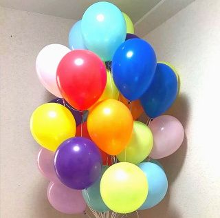 25 ярких шариков разного цвета