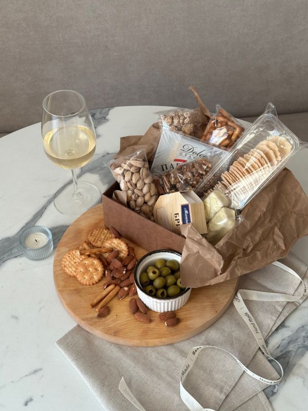 Съедобные букеты для мужчины. Кому уместно дарить?